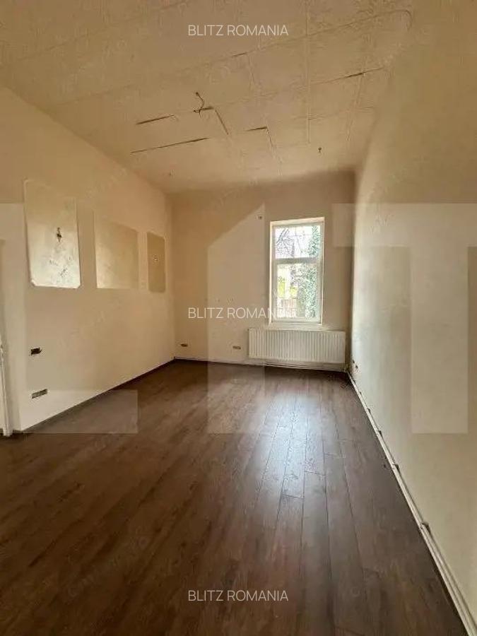 Spatiu comercial 120 mp, 4 parcari, zona strazii Paris - 11