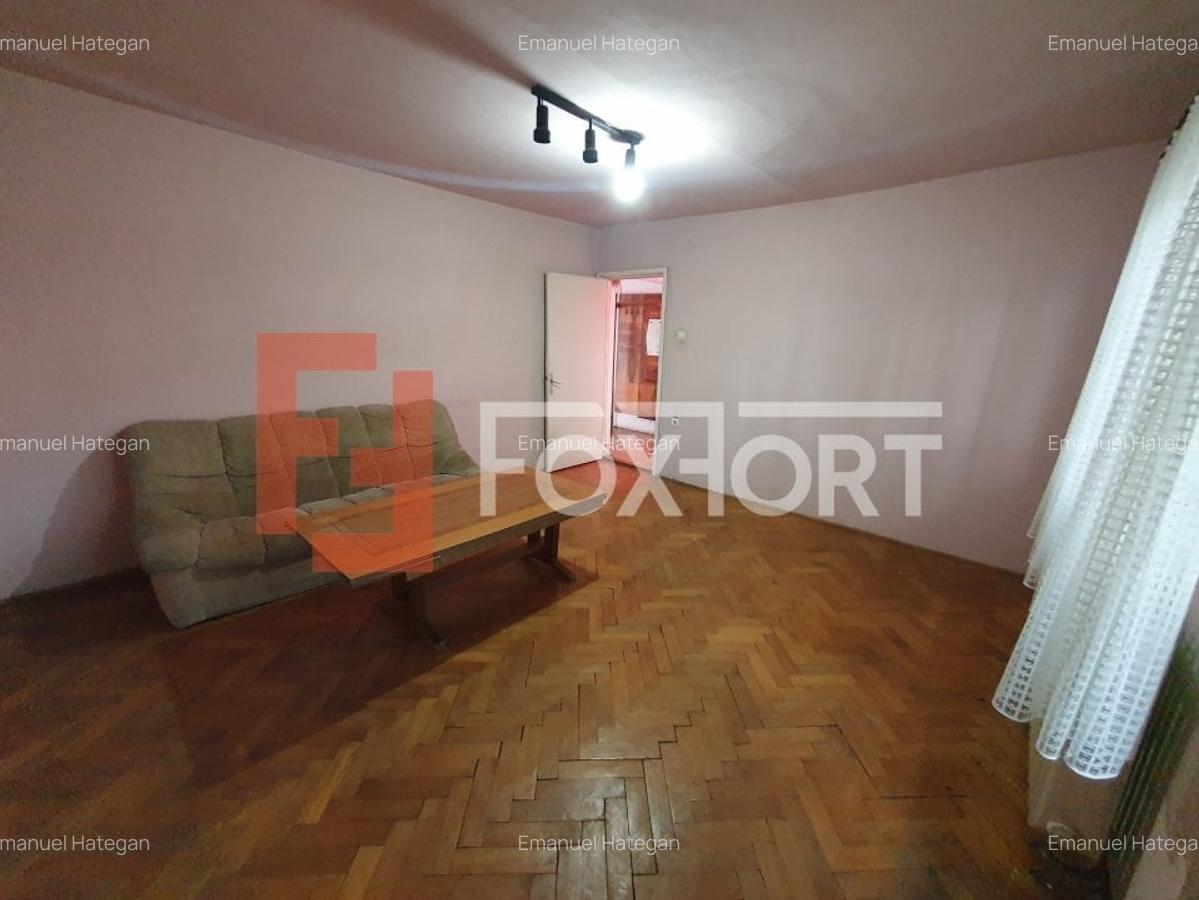 Apartament cu 3 camere decomandat în Dâmbovița - 20