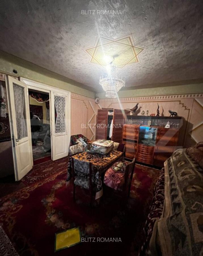 Casa individuala de vanzare, 110 mp + 2700 mp teren, la 11 - 11