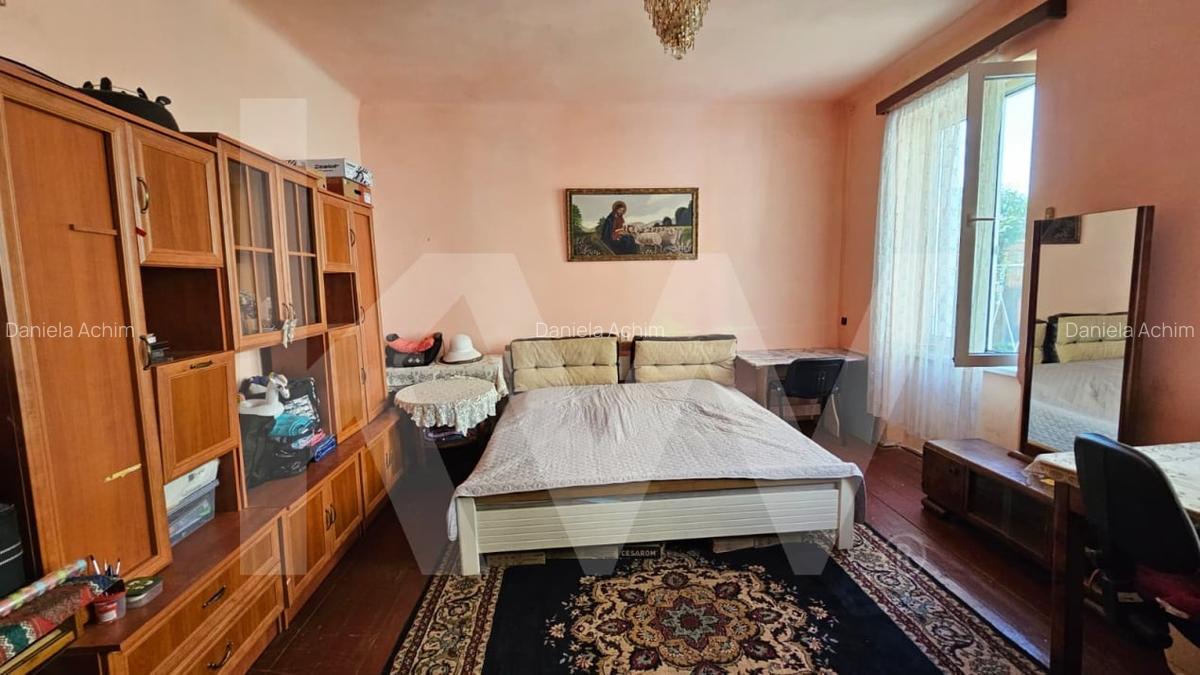 Casa individuala compusa din doua apartamente, cu teren liber de 540 mp - 8
