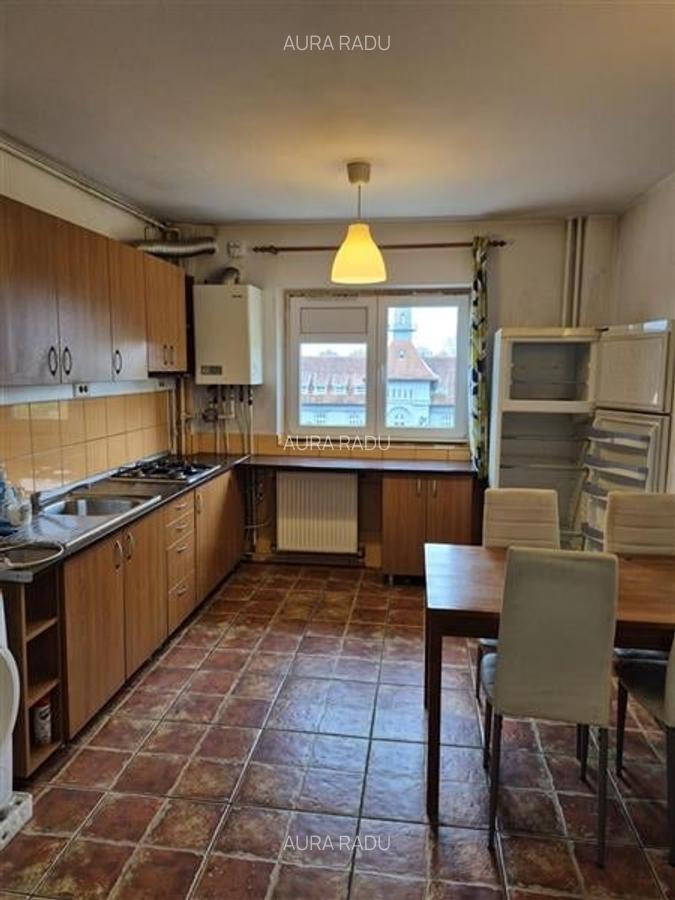 2 camere Berceni- Spitalul Obregia - bloc 1981- centrala proprie - 2