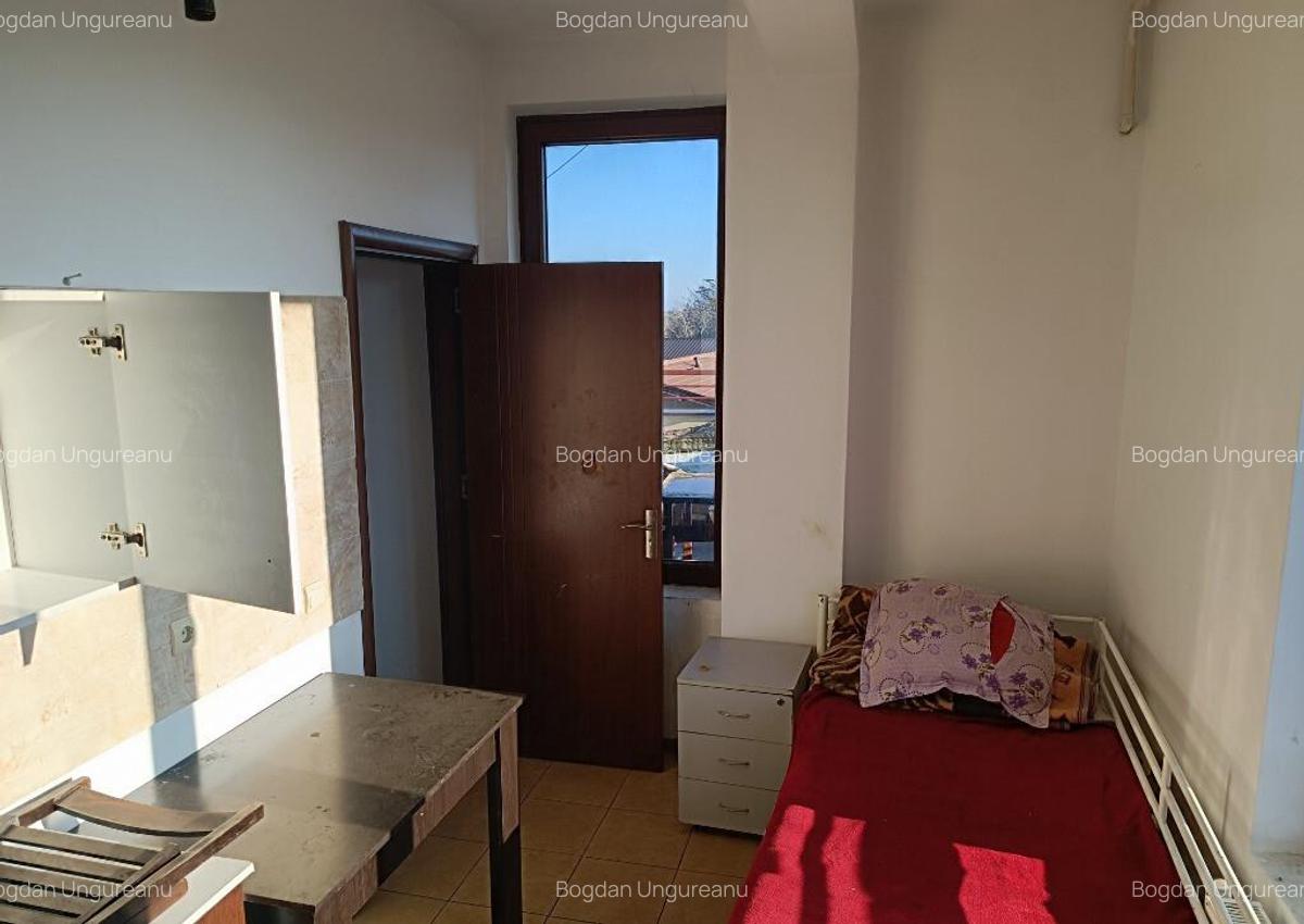 Garsoniera 40 mp utili + Terasa 48.5 mp - Zona Sfinti - 2