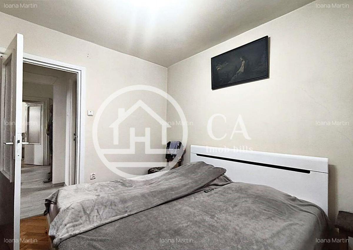 Apartament de vanzare cu 3 camere in zona Rogerius, Oradea - 2
