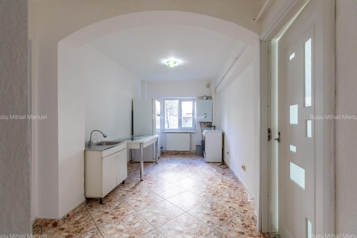 Apartament 3 camere decomandat, Mioritei - 8