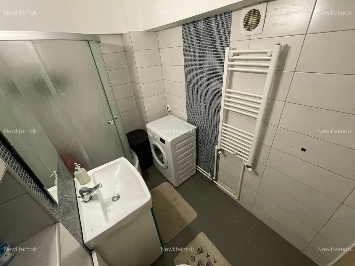 Garsoniera cu centrala gaze , 40 mp - 6