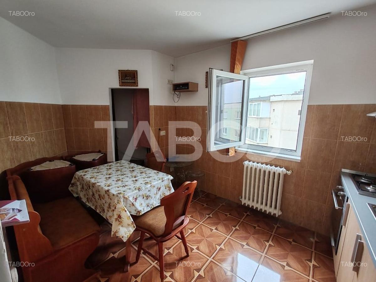 Apartament cu 2 camere decomandat, mobilat în Periferie - 6