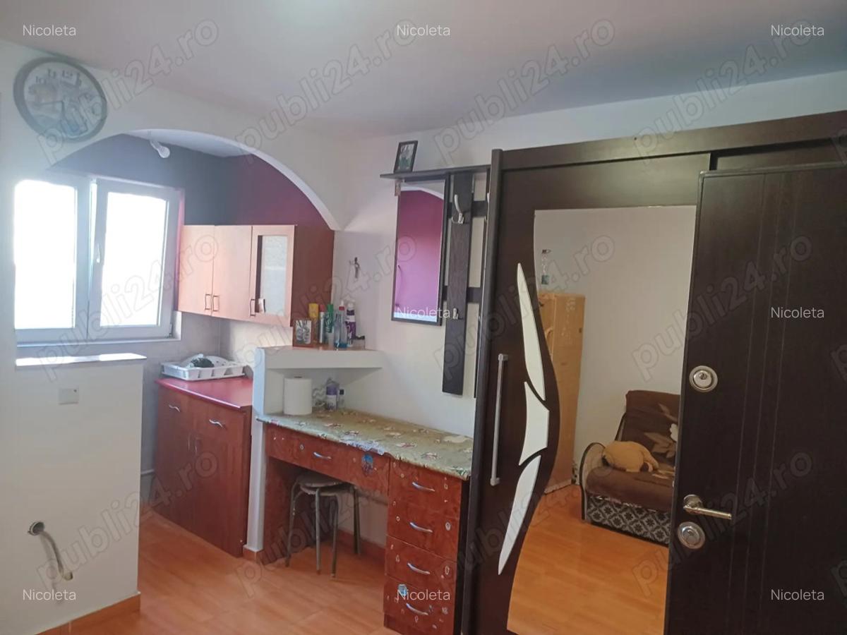 Garsoniera Zona Aparatorii Patriei 5 minute de metrou - 6