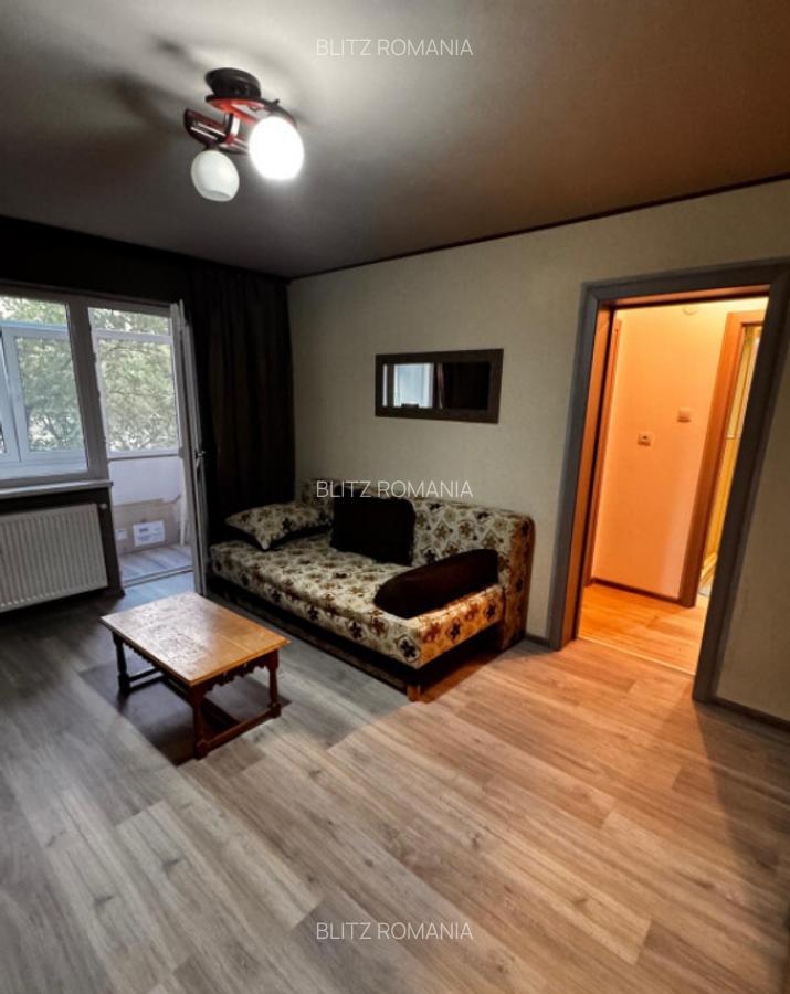 Apartament de inchiriat, cu 2 camere zona Smith - 1