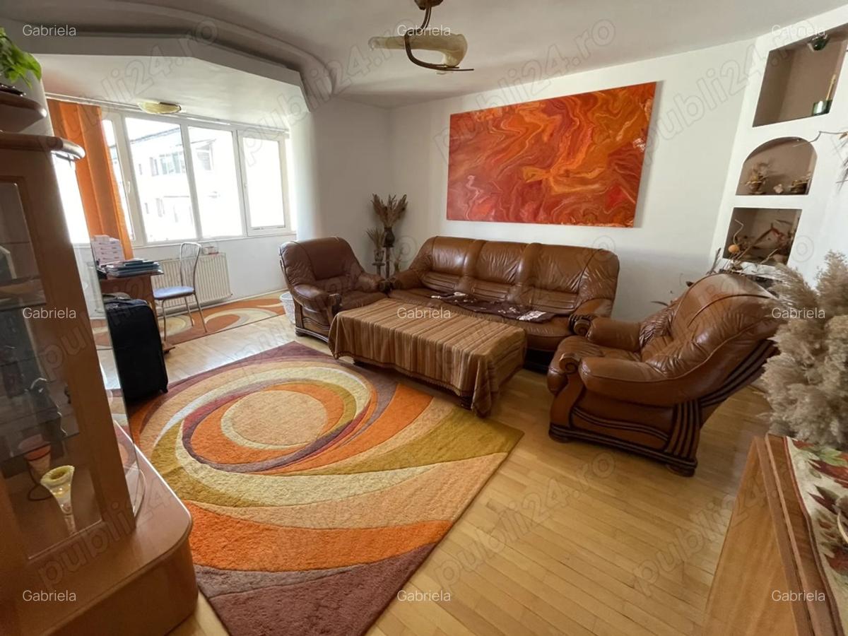 Vanzare apartament 4 camere Piata Mica Tg-Jiu - 4