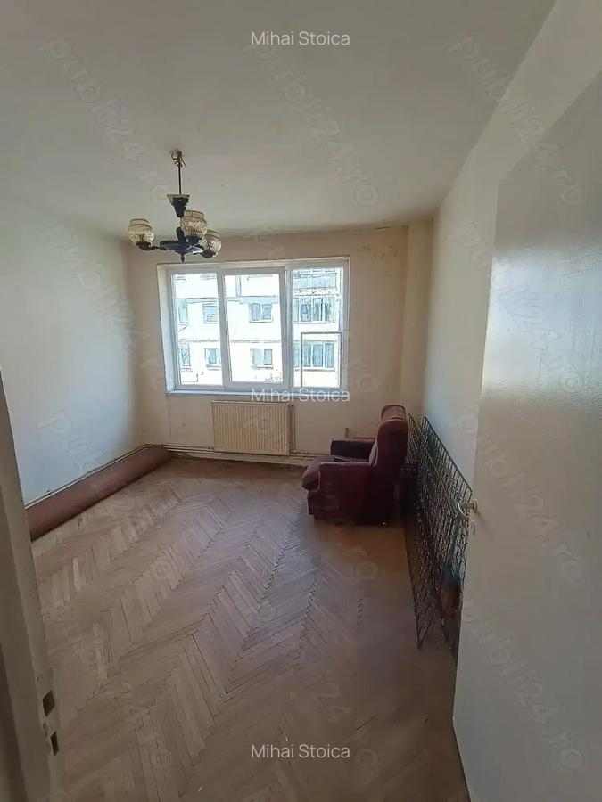 De vanzare apartament cu 2 camere semidecomandat Sinaia - 5