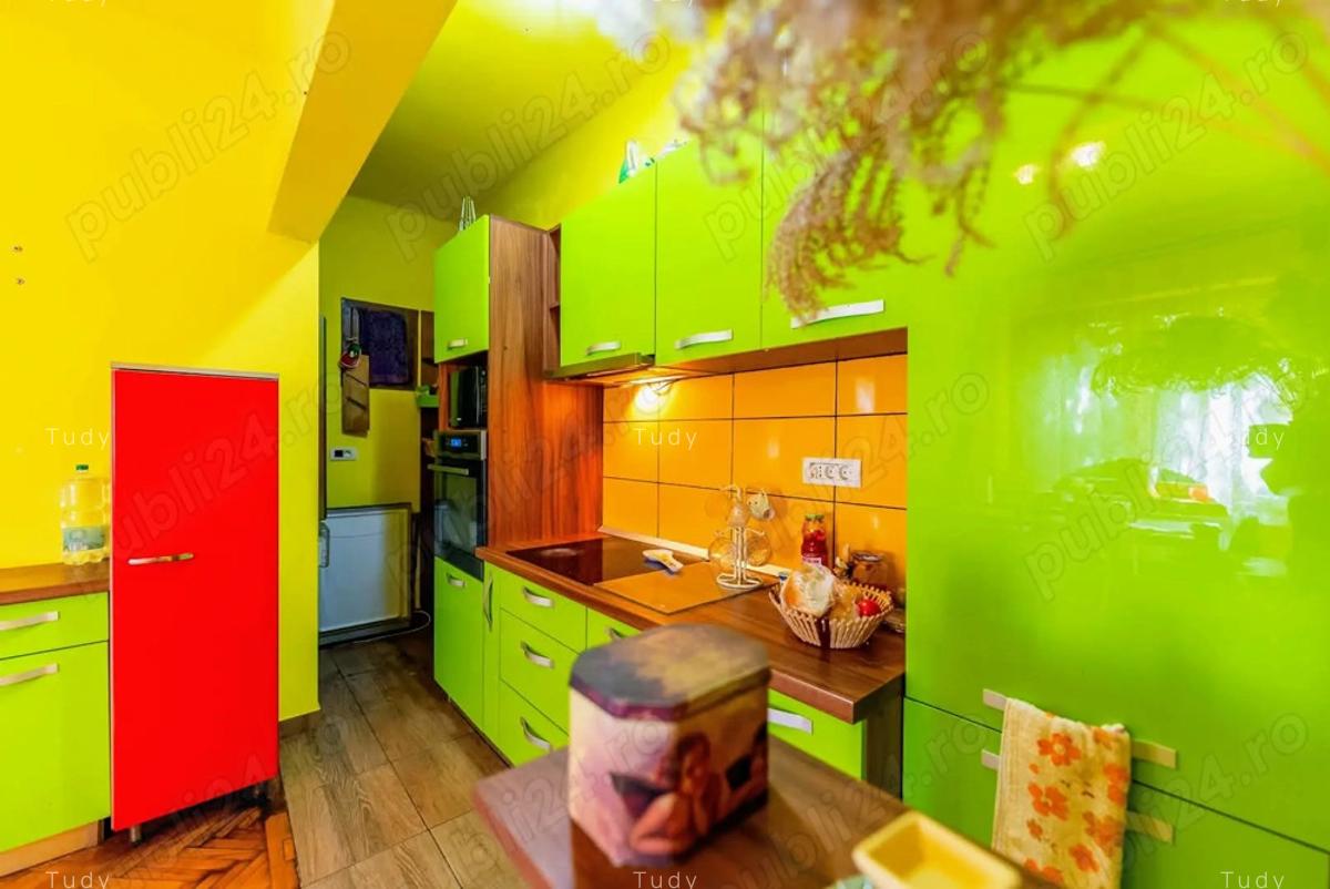 Vand Casa Spa?iu Comercial Zona Centrala - 4