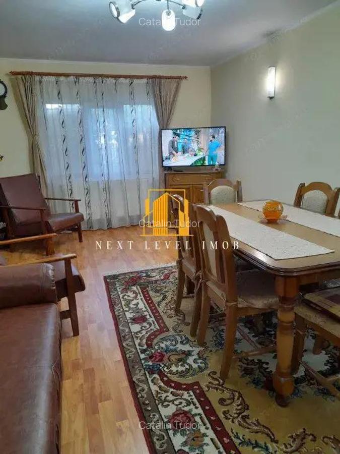 Casa spa?ioasa cu 4 camere, situata intr-o zona lini?tita, aproape de Mall Vivo - 6