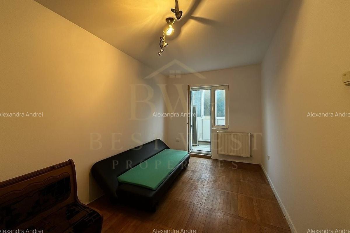 Garsonieră decomandată, etaj intermediar, Buziașului - 1