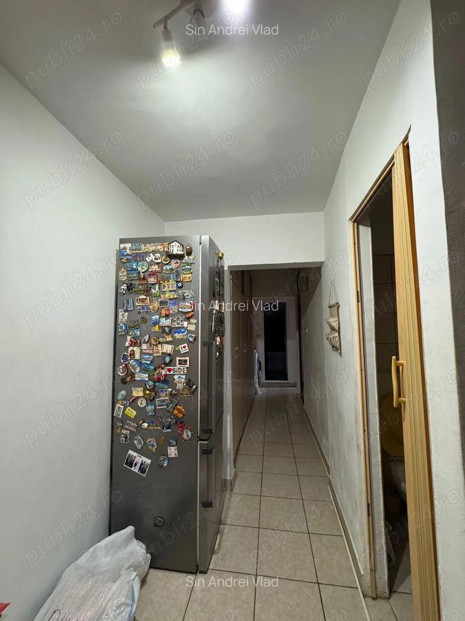 Se vinde apartament cu 3 camere pe strada Viitorului Buzau, cartier Unirii Sud - 4 Se vinde apartament cu 3 camere pe strada Viitorului Buzau, cartier Unirii Sud - 4