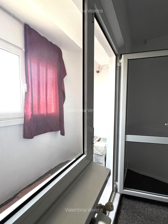 Apartament spatios, doua camere decomandate, etaj 4 din 4, IC Frimu - 3
