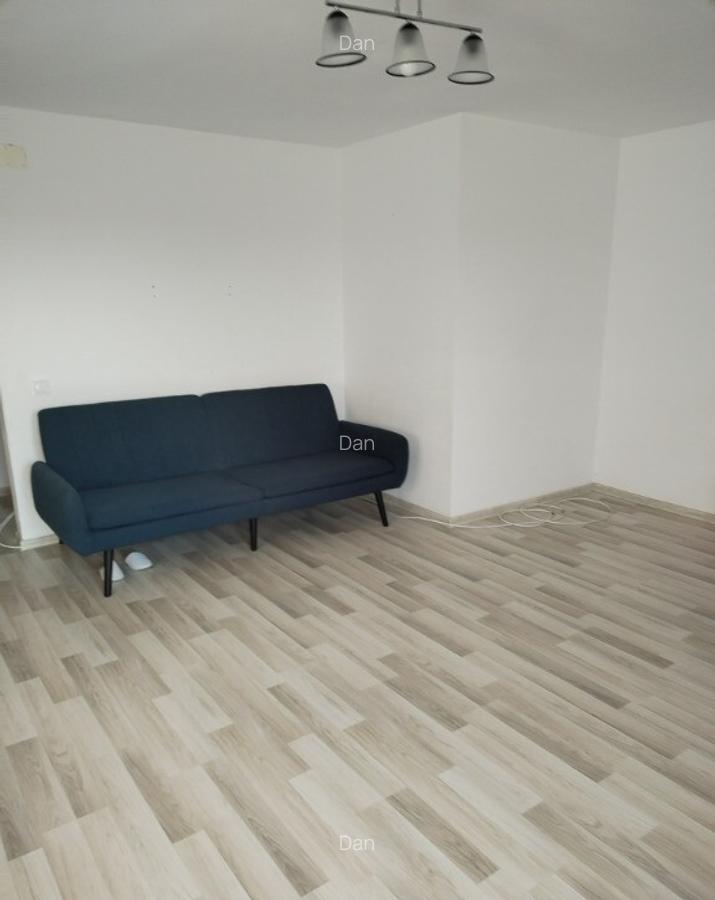 De inchiriat apartament 2 camere Tractorul, str. Nicolae Labis. - 9