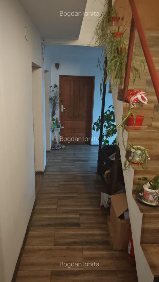 Casă cu 5 camere în Giulești - 63