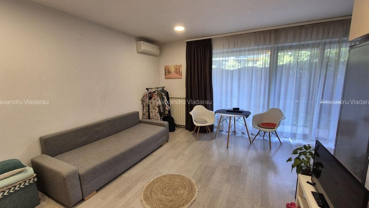 Garsoniera 28,23 mp + gradina 18 mp + loc de parcare - Poseidon parc Plumbuita - 2
