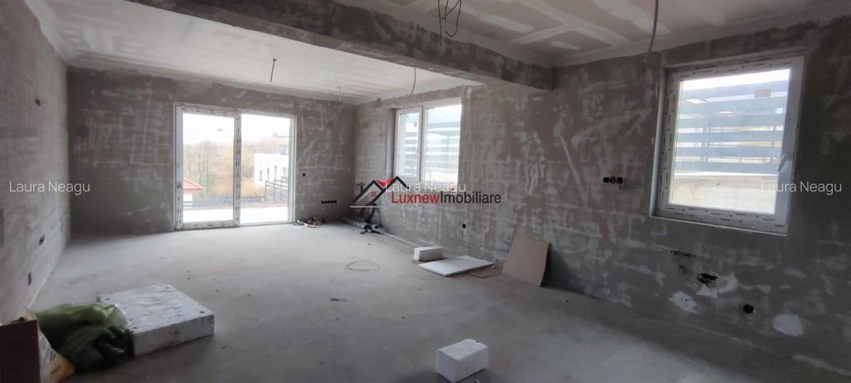 Casa individuala semifinisata in Corusul. Su.120 mp pe teren de 726 mp. Detine C - 6