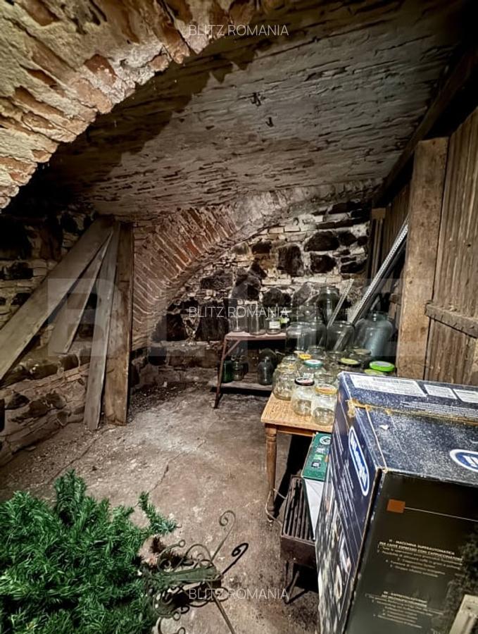 Casa  de vanzare, 3 camere, 86 mp - langa piata Cibin - 16