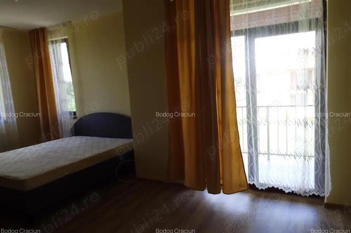 Inchiriez casa in episcopia - 6