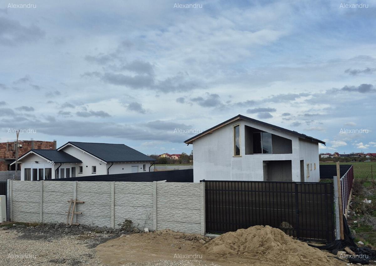 Vila de vanzare in Balotesti,vecinatate lac - 11