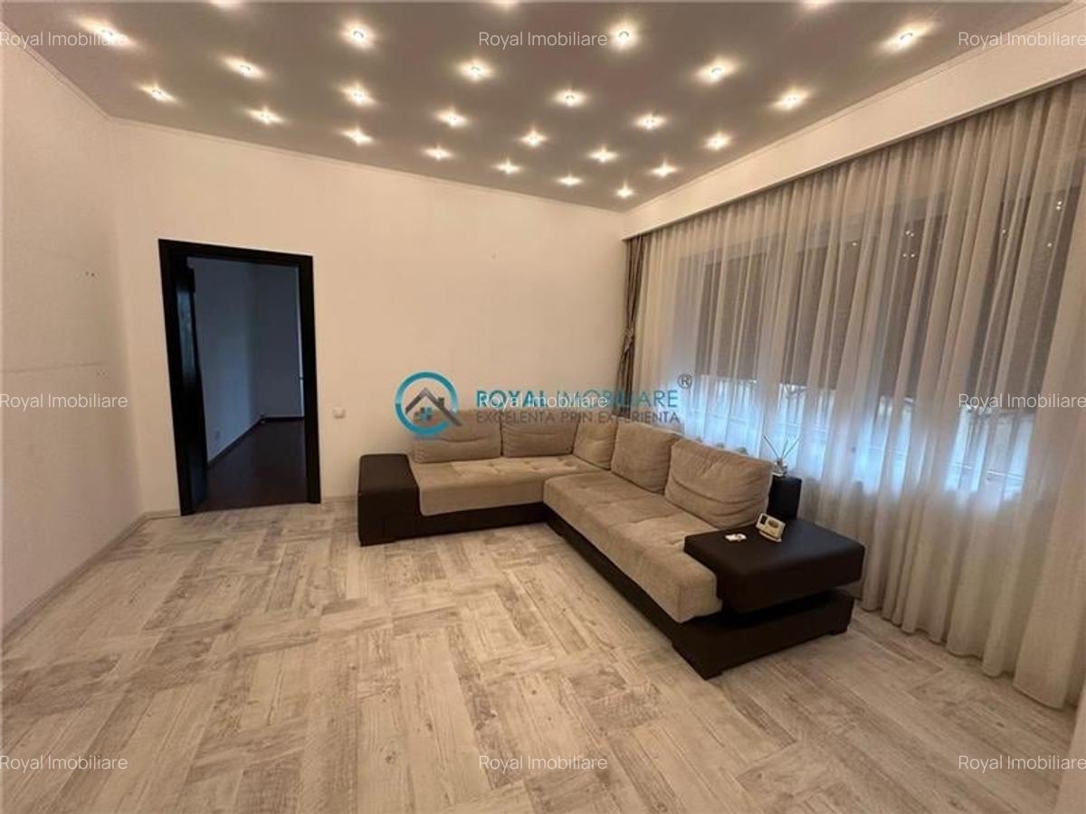Royal Imobiliare - Inchiriere vila zona Democratiei - 2