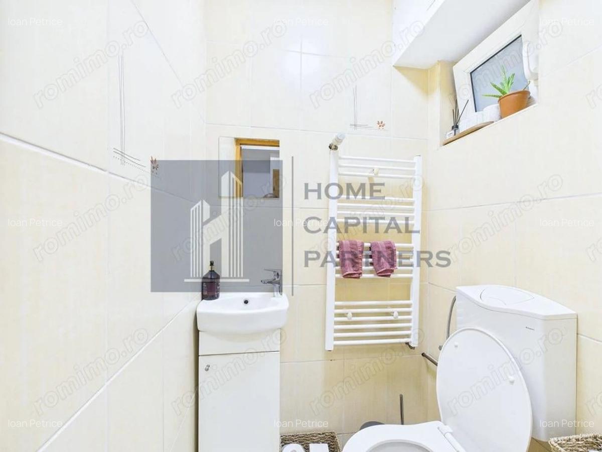 Vanzare casa P+M, 7 camere, 4 dormitoare, 4 bai, garaj 3 autoturisme - 17