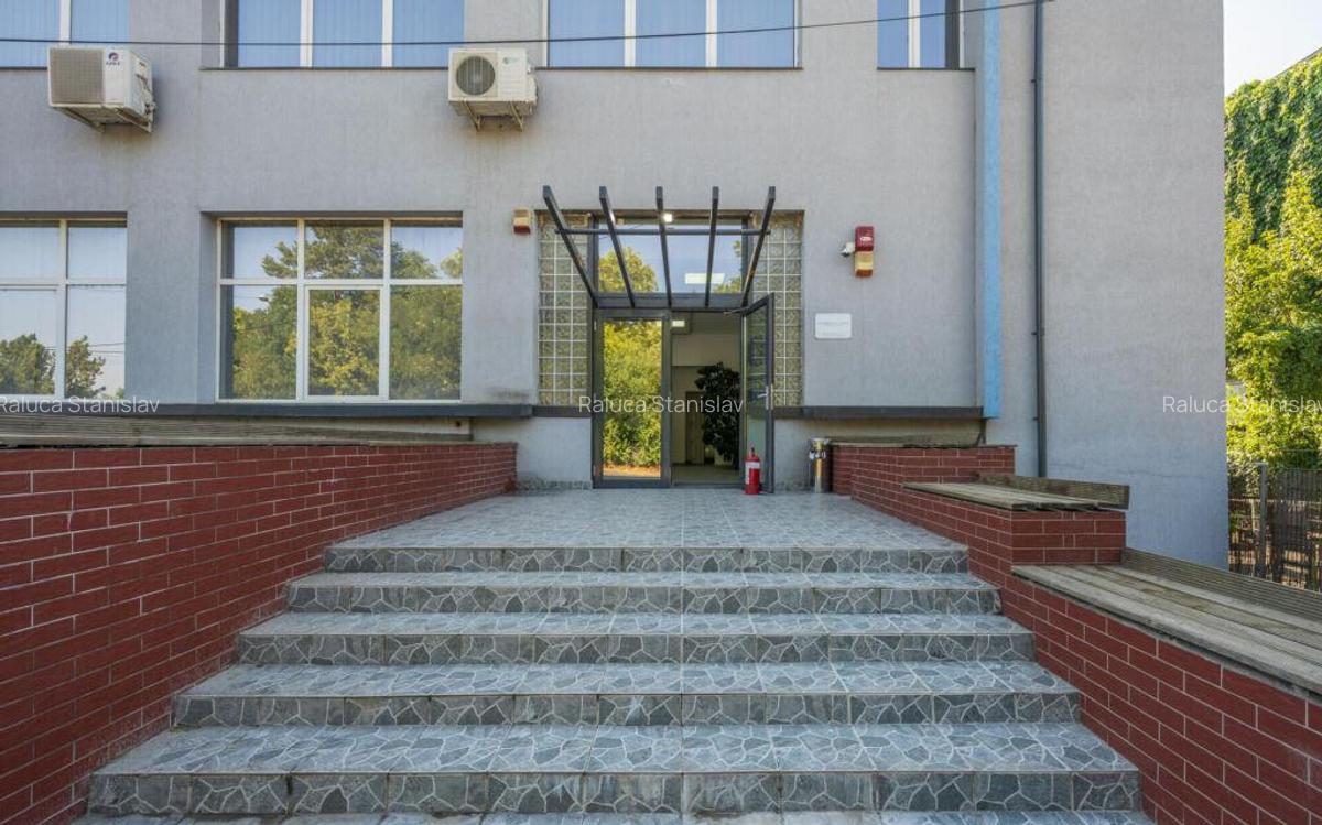 De spatiu birouri si depozitare, teren Danubiana - 6