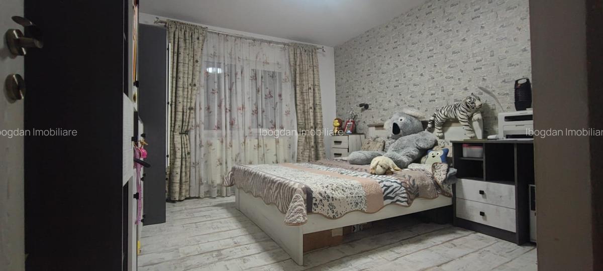 Apartament cu 3 camere în zona Uzina 2, cod 8125 - 3