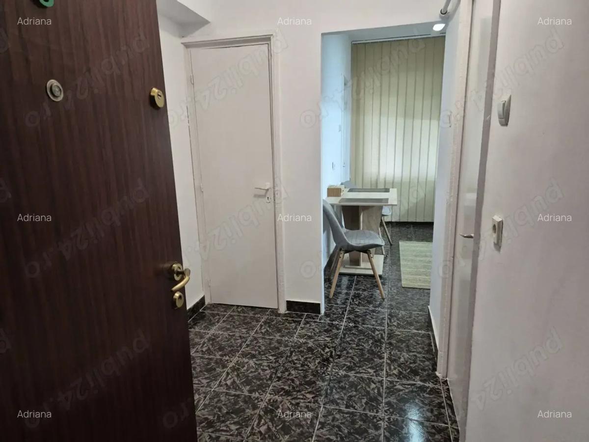 Inchiriez garsoniera - 7