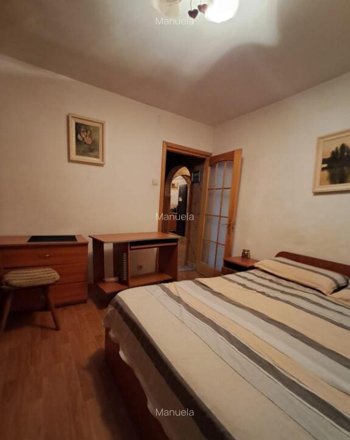 3 camere,decomandat,zona Metalurgie,etaj 2,in spate la Iulius - 1