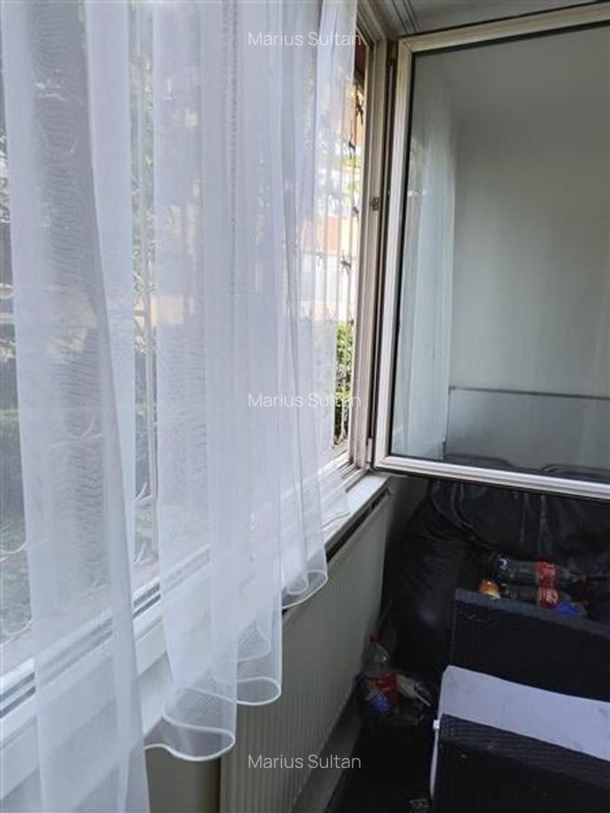 Apartament cu 3 camere circular, mobilat în Calea București - 13