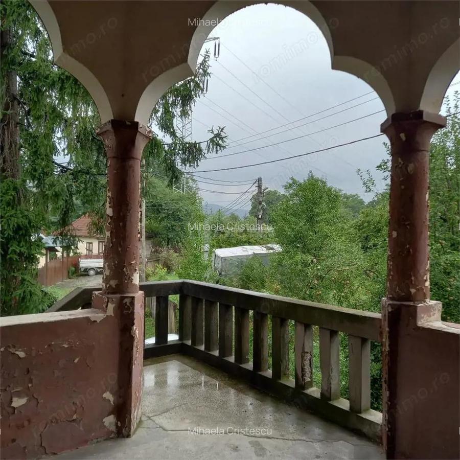 DE VANZARE - VILA la Breaza, Prahova, 9 camere, 1.873 mp teren - 8