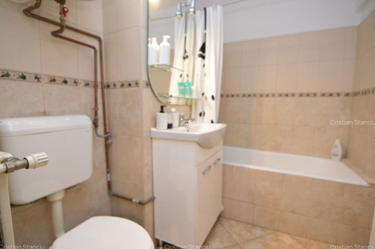 VANZARE GARSONIERA BULEVARDUL UNIRII STRADAL - 16