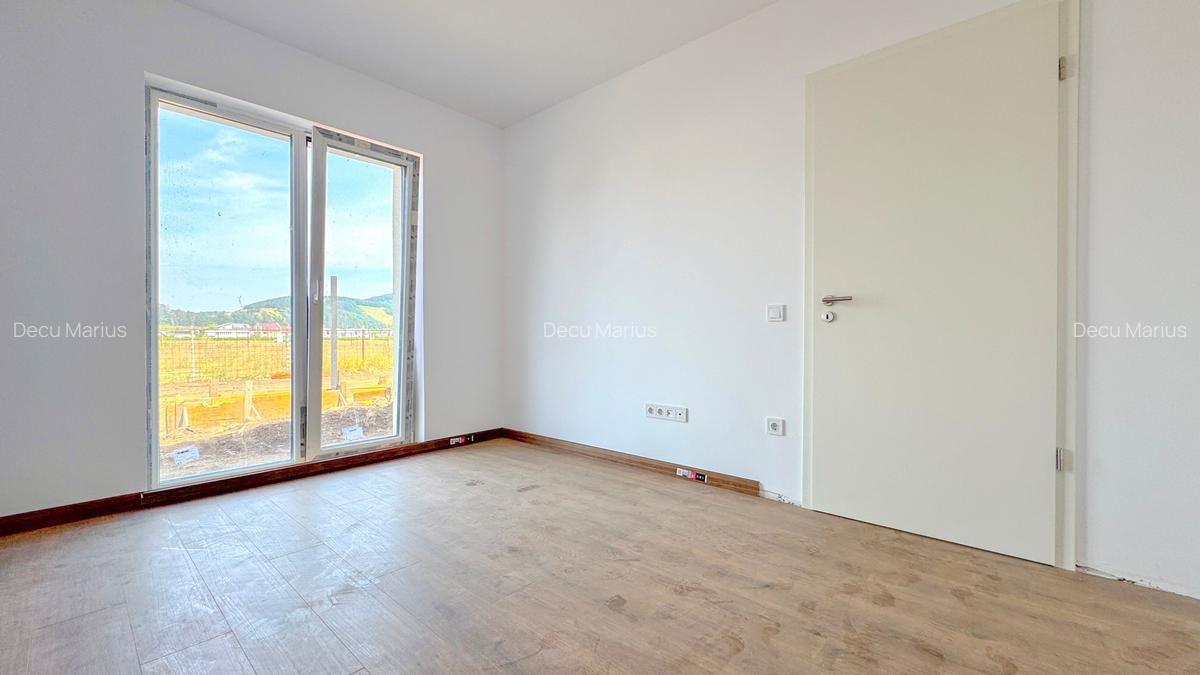 Casă cu 3 camere în Sânpetru - 15