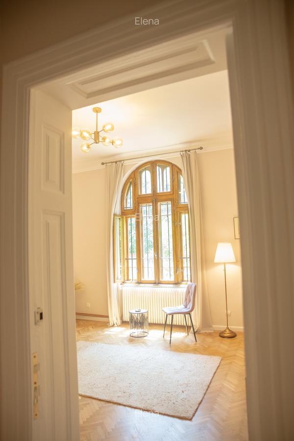 Garsoniera spatioasa cu gradina  intr-o vila eleganta  - exclusiv Afaceri - 2