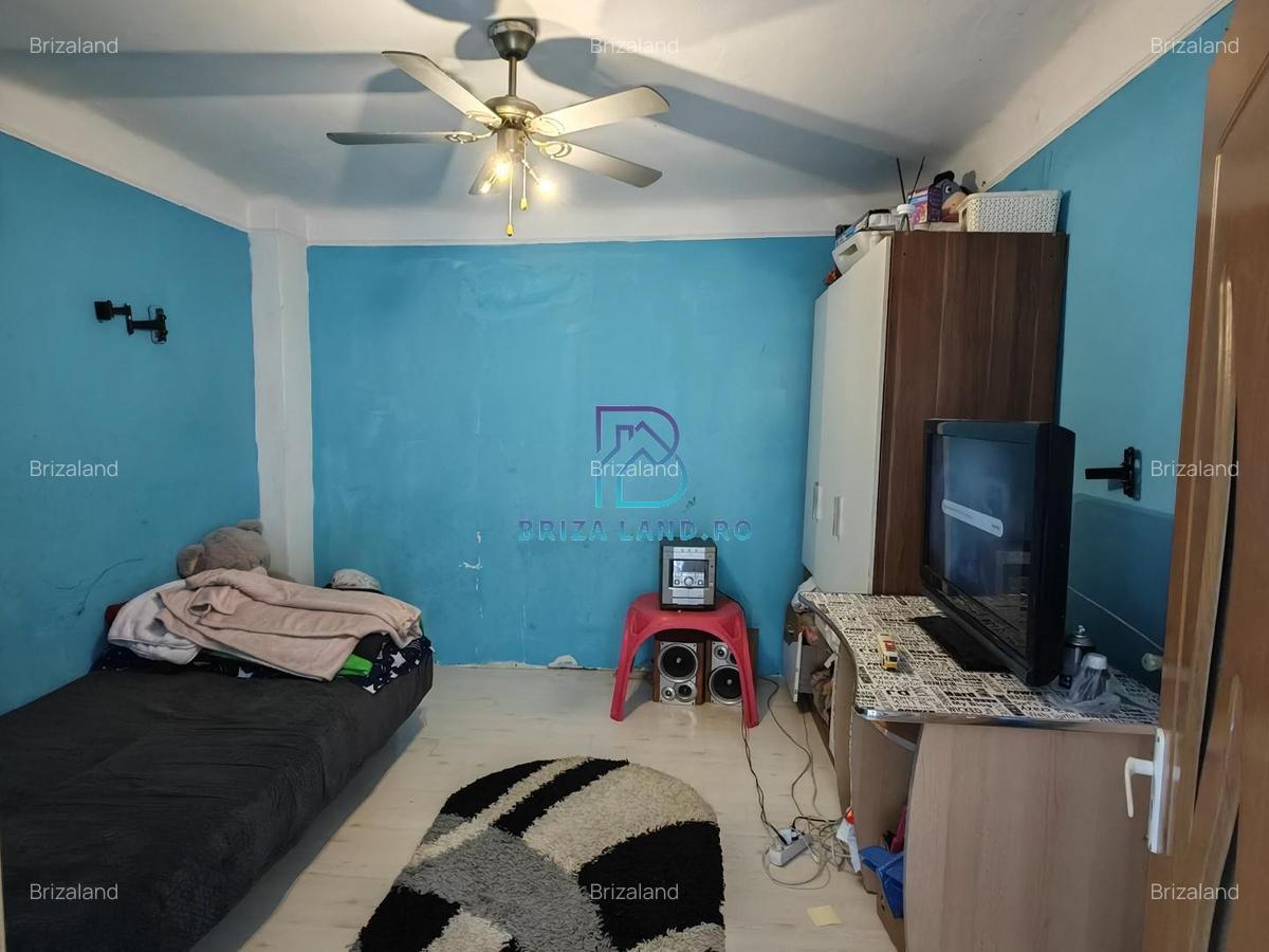 Soseaua Chitilei, zona Infratirii, casa suprafata 71, 3 camere, teren 100mp - 2