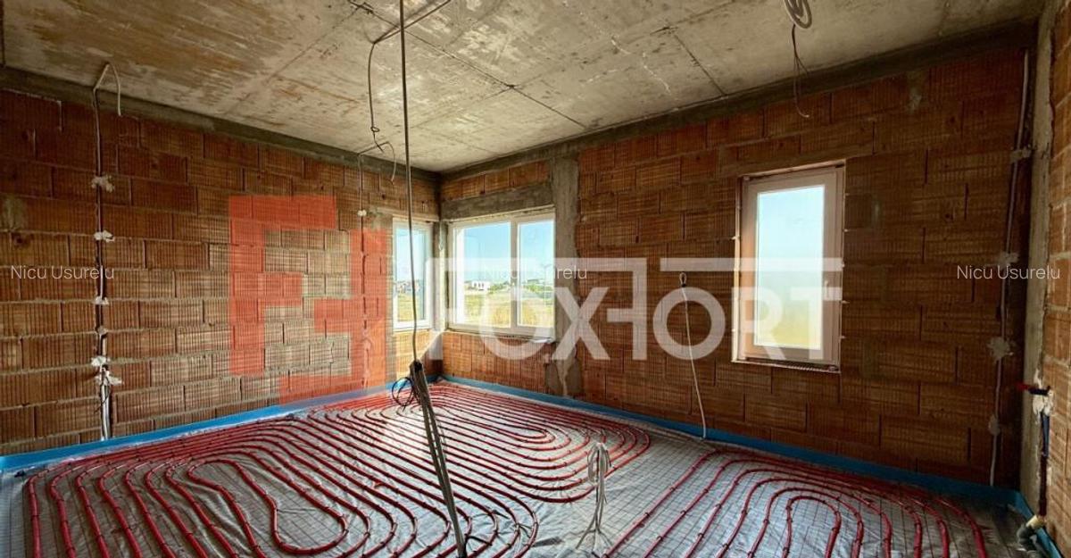 COMISION 0% Apartament cu 3 camere si terasa de 25 mp, etaj - 5