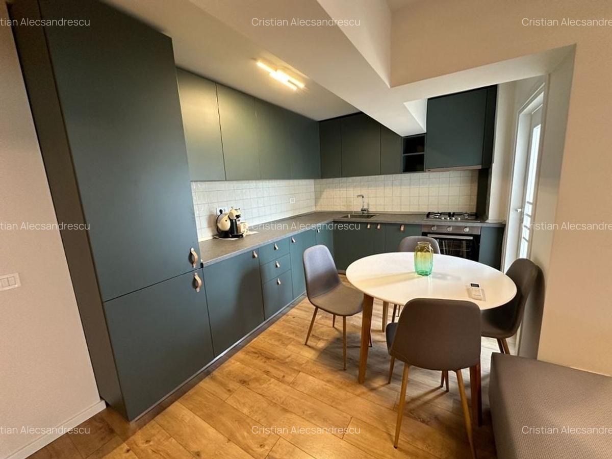 Apartament cu 2 camere semidecomandat în P-ța Unirii - 4
