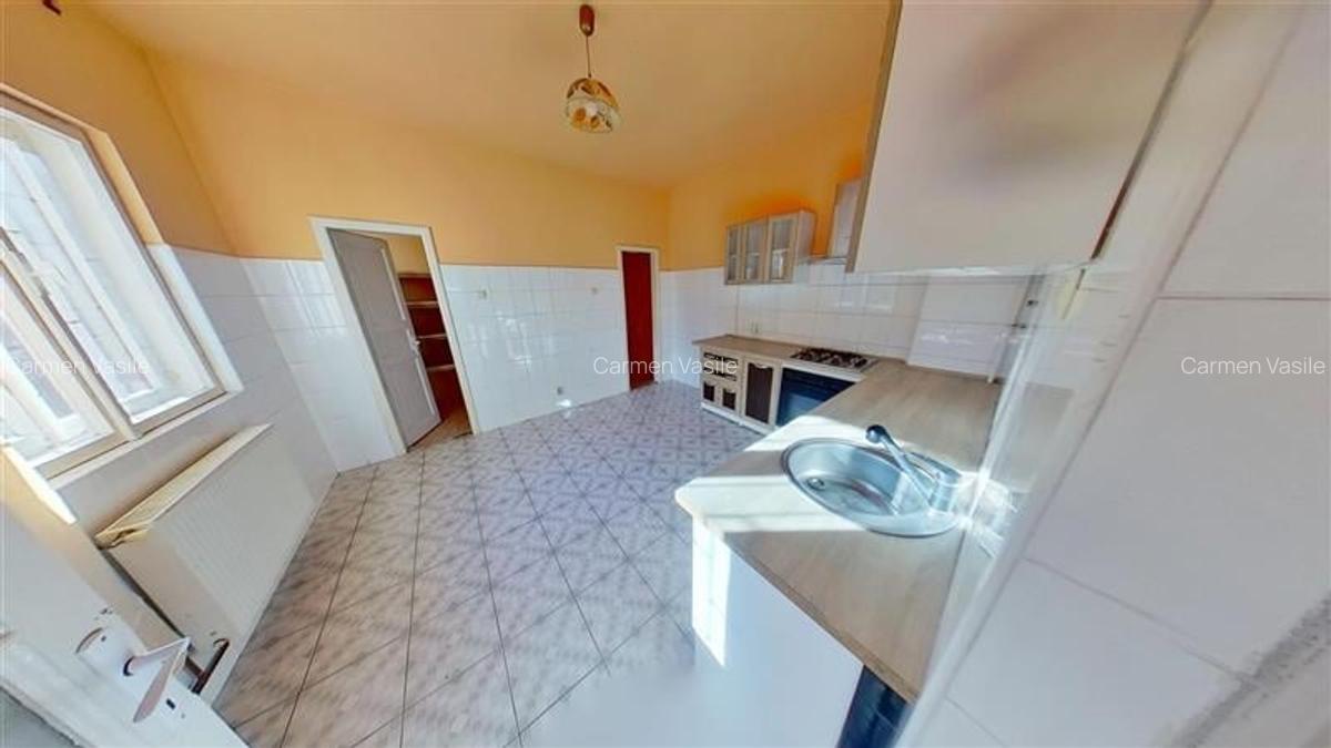 Apartament in casa:recomandat locuinta sau business, Garii -Tractorul, Brasov. - 10