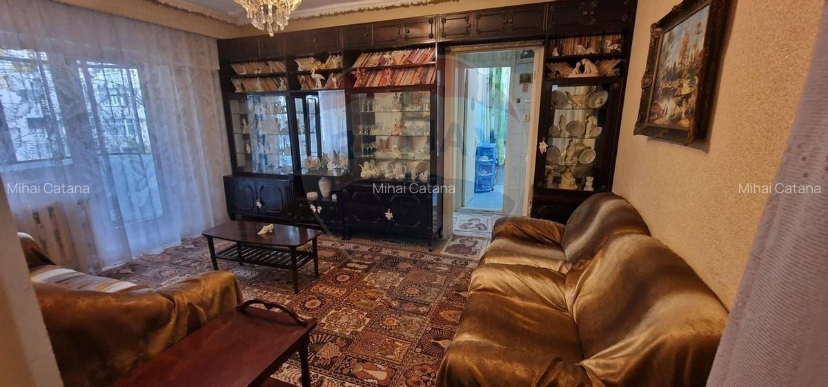 Apartament cu 3 camere in zona Ura, strada Republicii - 4