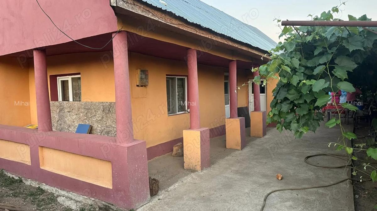 Casa de vanzare cu teren 65e m2 - 3