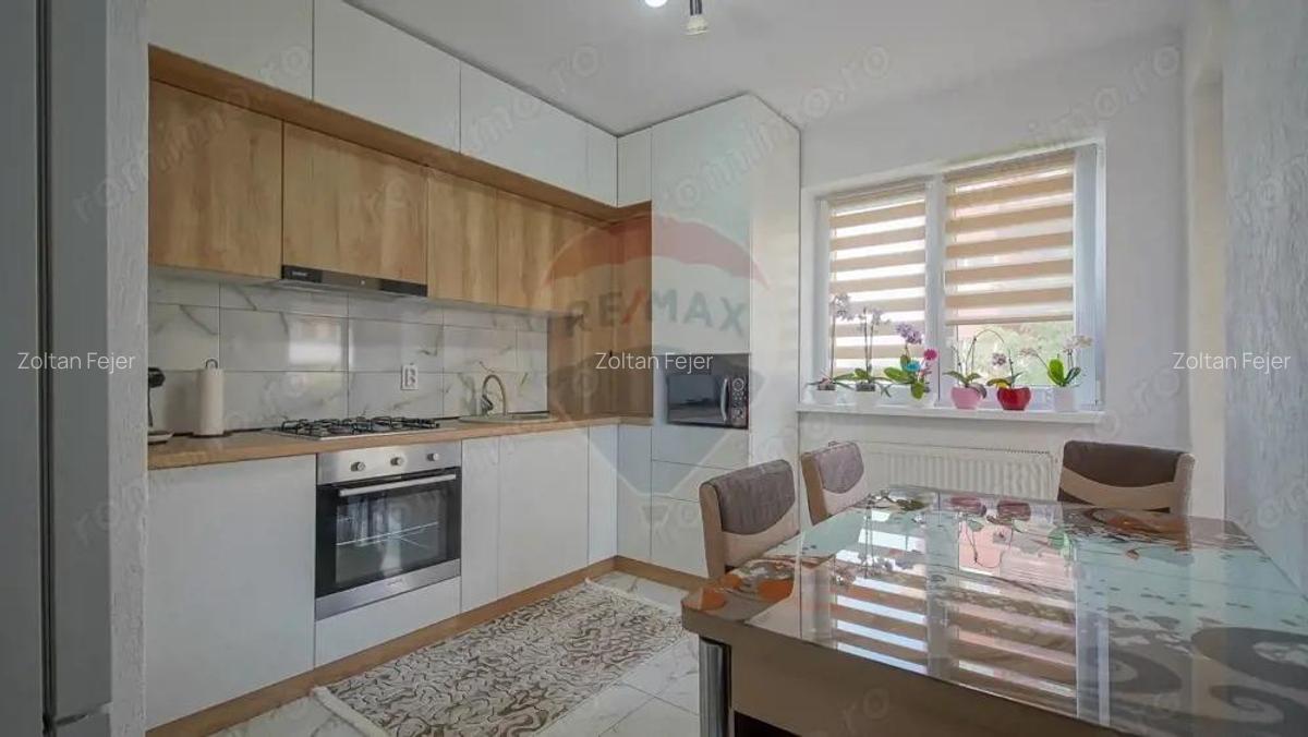 REZERVAT! Apartament cu 2 camere de vanzare, decomandat. - 3