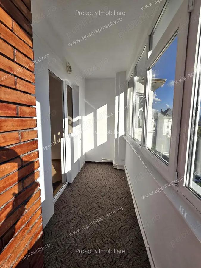 Apartament cu 4 camere, vedere spre Dunare - 8