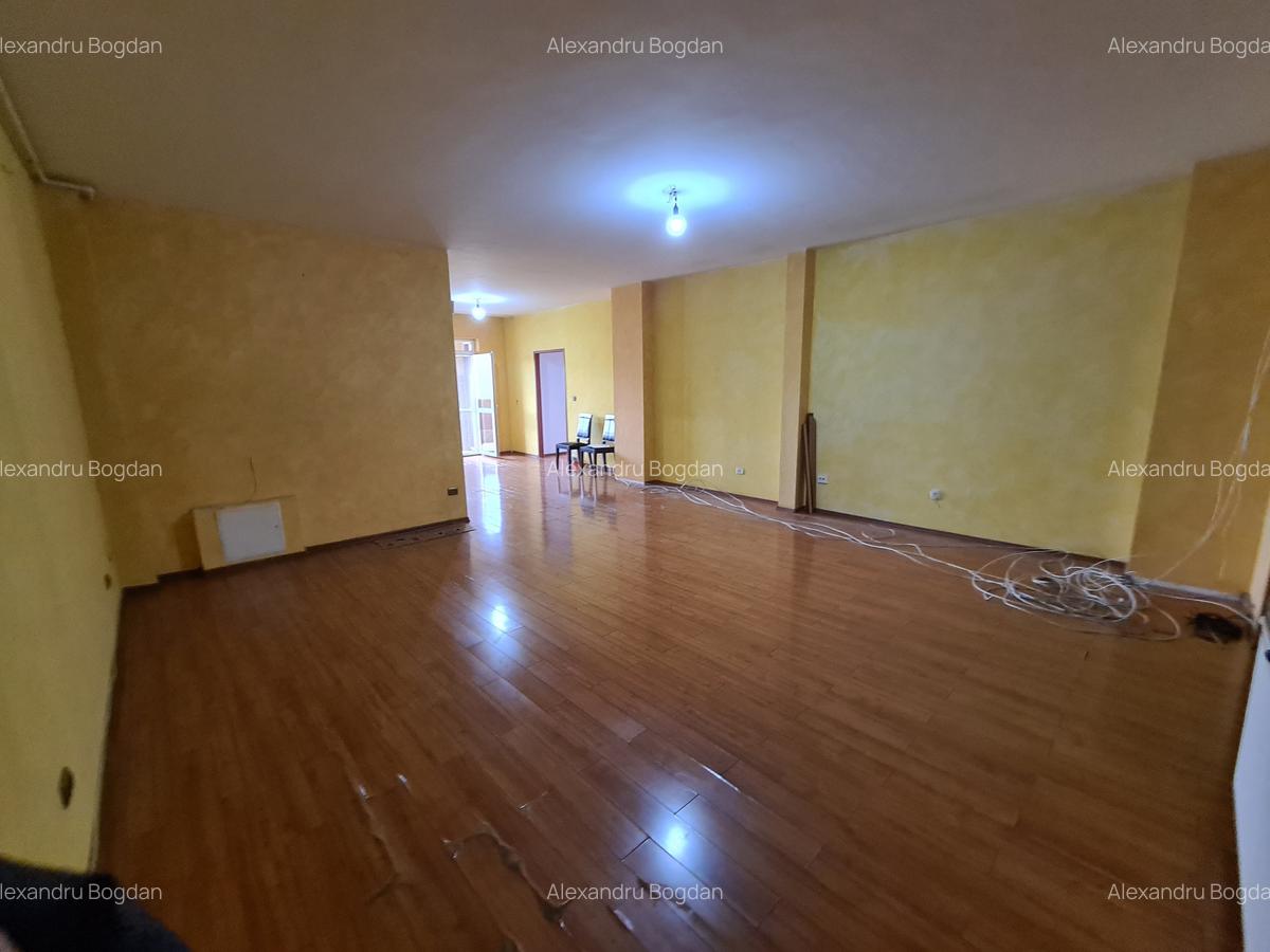 Ap 3 camere suprafata  mare  la 9 min de mers de  metrou Starulesti - 23