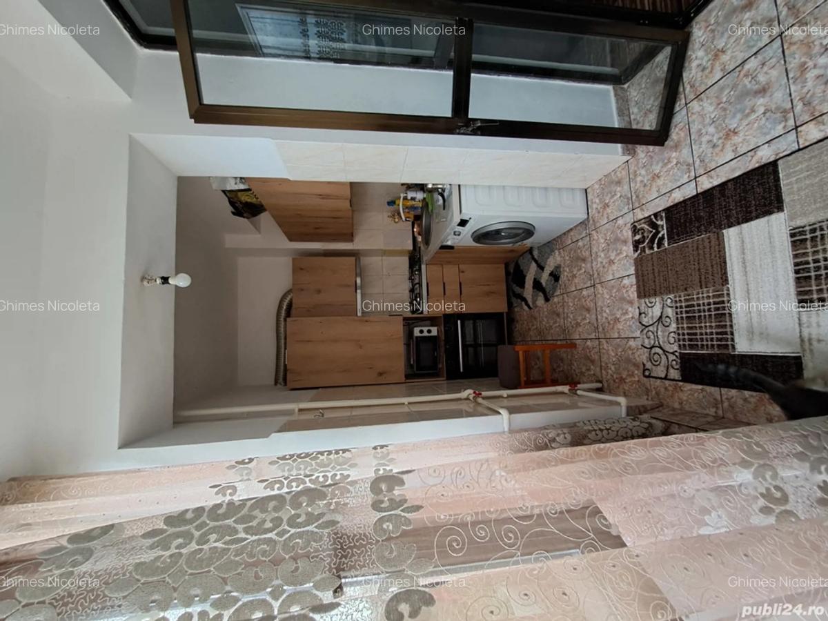 Proprietar efer spre vanzare garsoniera zona far 34mp etaj 1 - 4