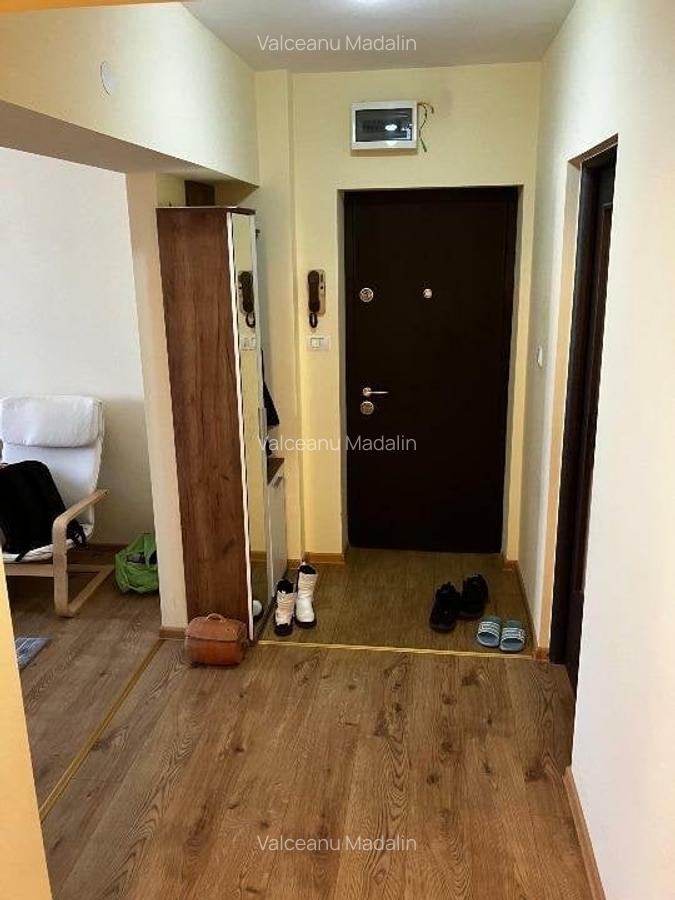Apartament cu 3 camere decomandat, mobilat în Soarelui - 2