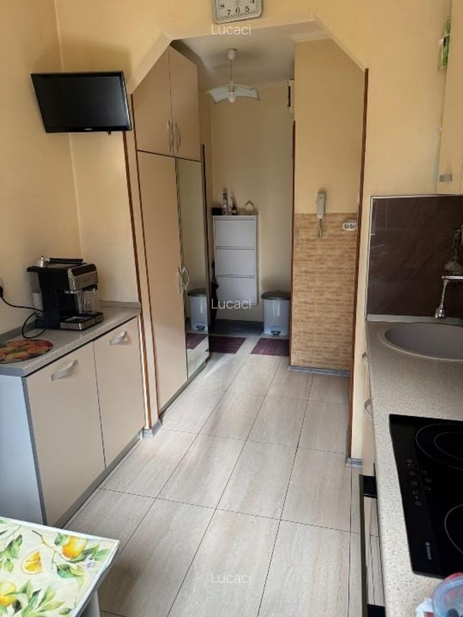 Vând Apartament 3 camere zona Rogerius - 6