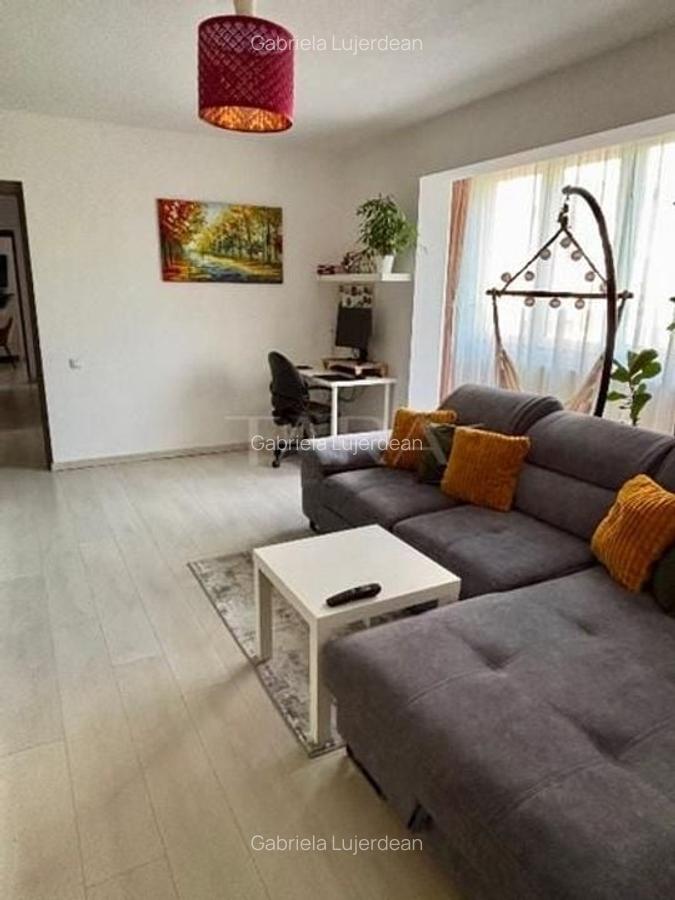Apartament 3 camere, 63 mp + balcon - Gheorgheni, zona Hotel Royal - 1